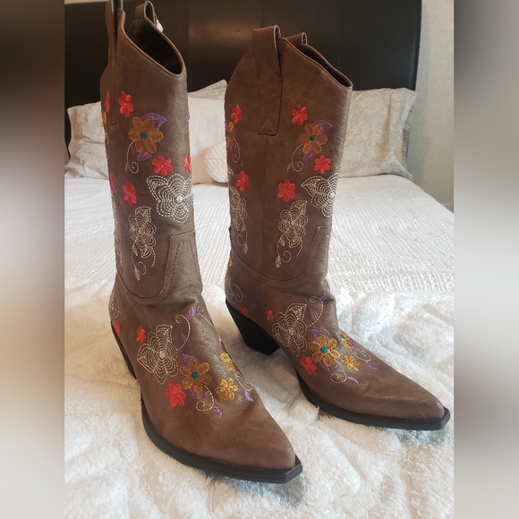 Roper Shoes New Roper Embroidered Boots Poshmark